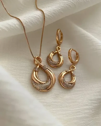 نیم ست موج نگین‌دار ژوپینگ (با زنجیر)