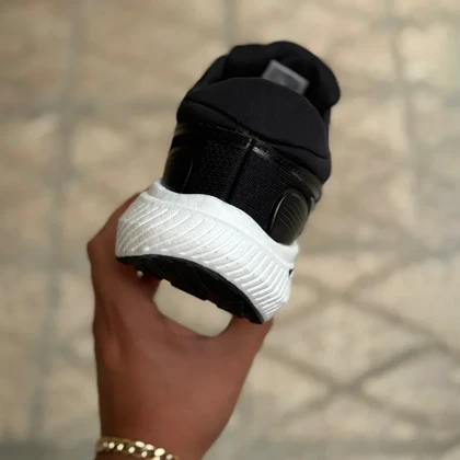 کفش رانینگ ساکنی مدل PWRVIZI Black