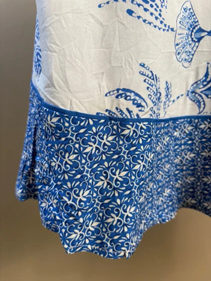 تاپ آبی و سفید