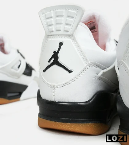 کتانی ساق‌دار بزرگ پا سفید طوسی Nike air jordan 4 مدل 6594