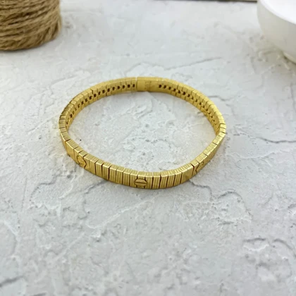 دستبند زنانه مدل آموره آنلیمیتد طرح کارتیه لاو