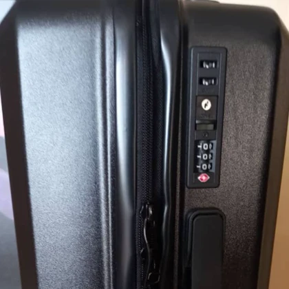 چمدان کودک مرد عنکبوتی سایز 24 رنگ مشکی ricardobeverlyhills