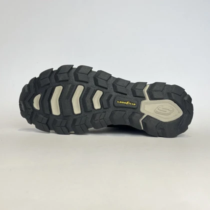 کفش راحتی اسکیچرز مدل مکس پروتکت مشکی کرم