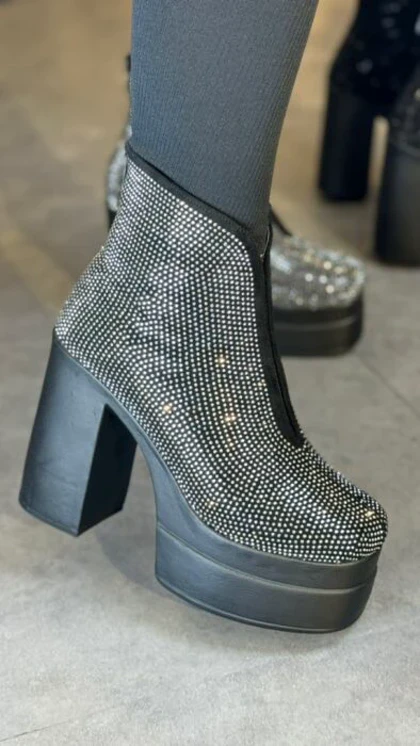 بوت پاشنه دیانا کد 987