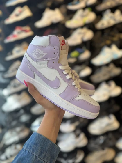 کتانی جردن وان ساق‌دار زنانه سفید بنفش