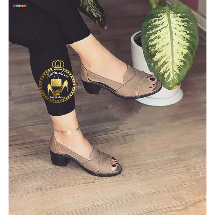 صندل طبی مجلسی و کارمندی زنانه مارال