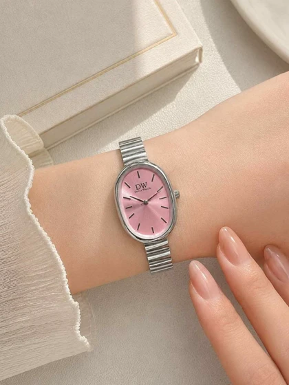 ساعت مچی زنانه بیضی DW کد W509