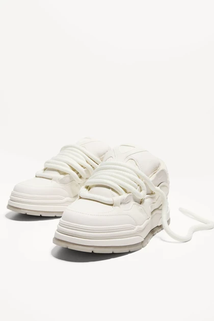 کتانی مردانه اورجینال برشکا bershka