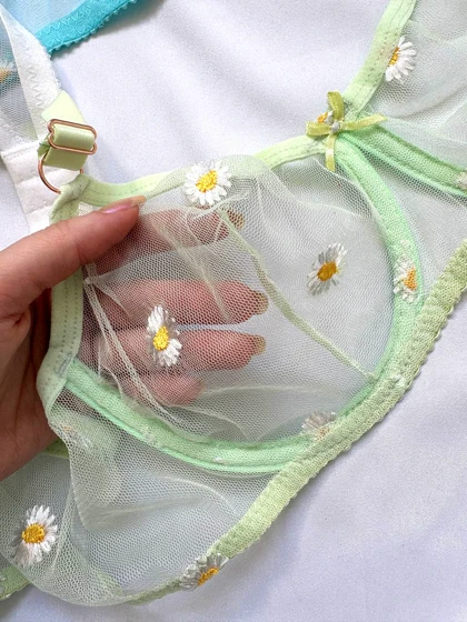 سوتین و شورت شیشه ای بابونه سویل