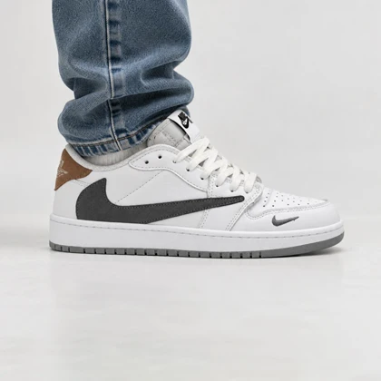کفش و کتانی مردانه مدل نایک ترویس NIKE TRAVIS رنگ سفید طوسی کد 30350