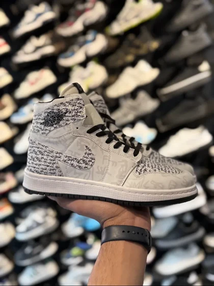 کتانی جردن ساق‌دار مدل فونت