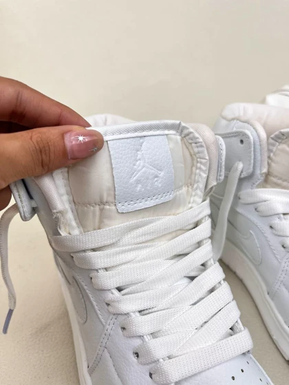 کتانی ساق‌دار زنانه ایر جردن 1 1 NIKE AIR JORDAN کد 912