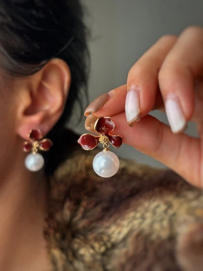 گوشواره گل مرواریدی