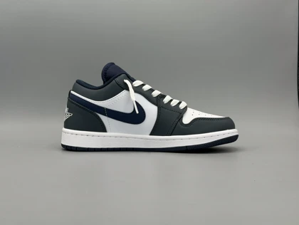 کتانی نایکی جردن1 لو اشن اسلیت/Nike Air Joradan1 low Ashen Slate