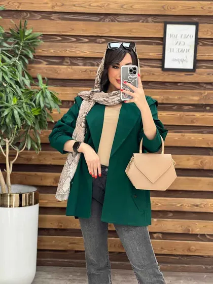 مانتو سرشانه ژیله دار پشت پاگن