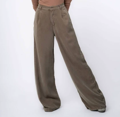 شلوار سیلک زنانه مدل بگ فوق‌العاده لخت