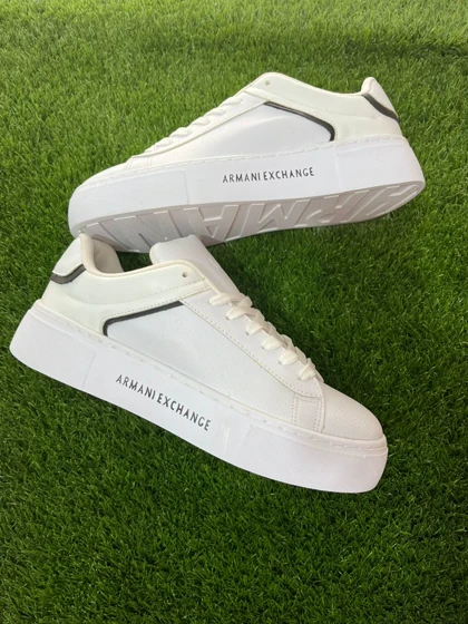 ونس ساده لژدار آرمانی الکس سفید کد 125 سایز 41 (3سانت لژ)