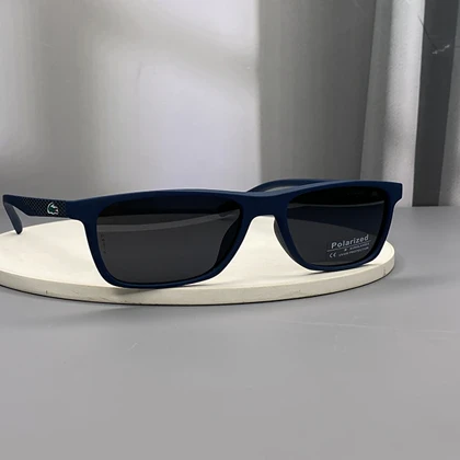عینک آفتابی لاگوست با فریم کائوچو و لنز پلی‌کربنات پلاریزه UV400 Lacoste Polarized