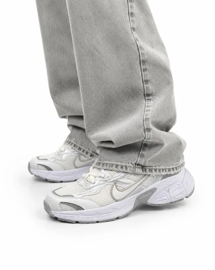کفش کتانی مردانه نایکیv5k سفید (کیفیت درحد مستر) Nike V5k