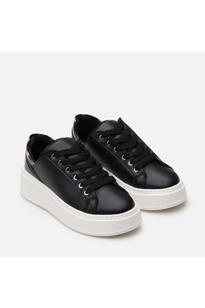 کتانی زنانه yaya-by-hotic yaya-by-hotic