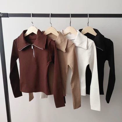 بلوز یقه شکاری نیم زیپ