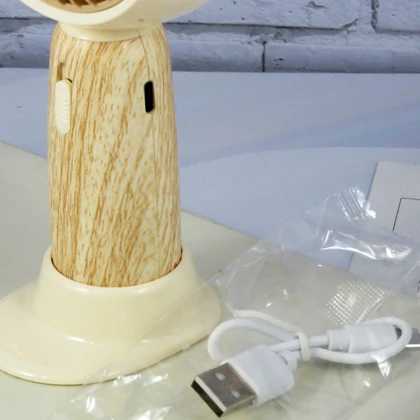 پنکه همراه مدل دستی و رومیزی کد GLnd00013 ظرفیت 500 میلی آمپر ساعت