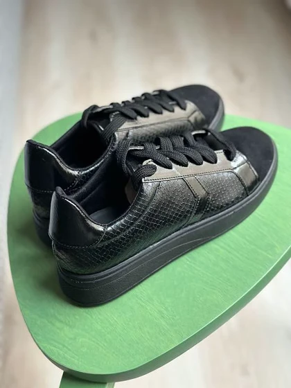 کفش راحتی زنانه Sneakers - SKG05