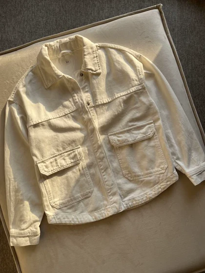 جکت جین سفید stradivarius کد 253