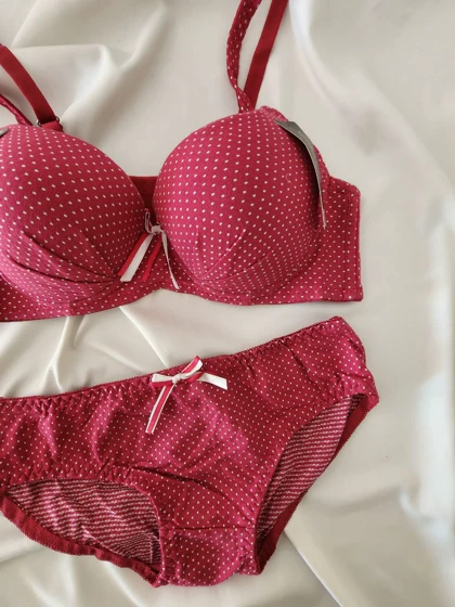 ست سوتین و شورت نخی جکدار فنردار CHANVIEN LEEN کد: 2210