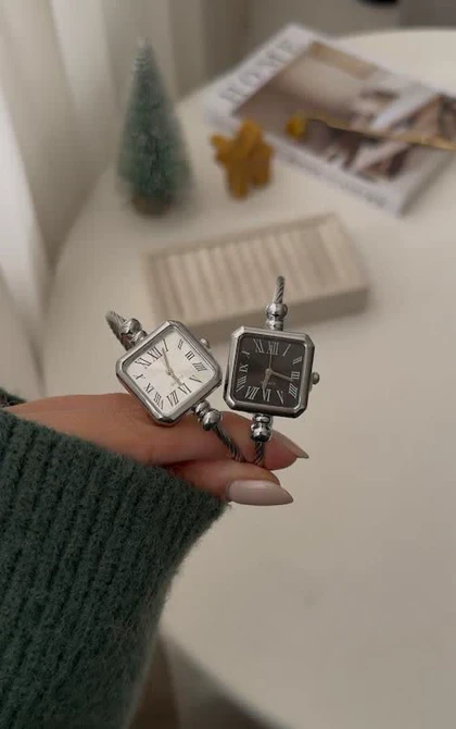 ساعت دستبندی زنانه بنگل