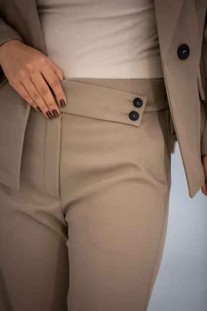 شلوار زنانه بلدینگ دکمه نما