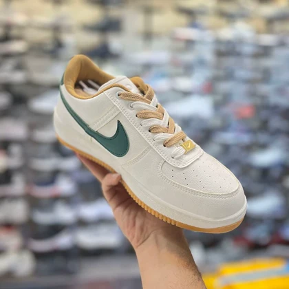 کفش روزمره نایکی مدل ایر فورس Air force سفید سبز کیفیت عالی