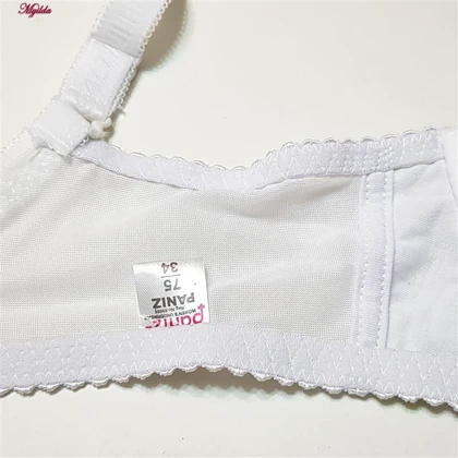 ست شورت و سوتین زنانه پانیذ مدل گیپوری فنردار کد 9036-4