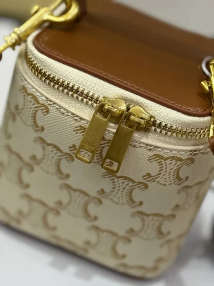 کیف صندوقی مین سلین Celine