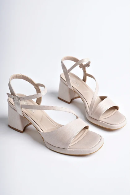 کفش پاشنه‌بلند کلاسیک زنانه اورجینال میرانین meyranin-ayakkabilari