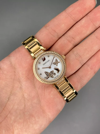 ساعت مچی سواروسکی صفحه طرحدار سفید رزگلد Swarovski