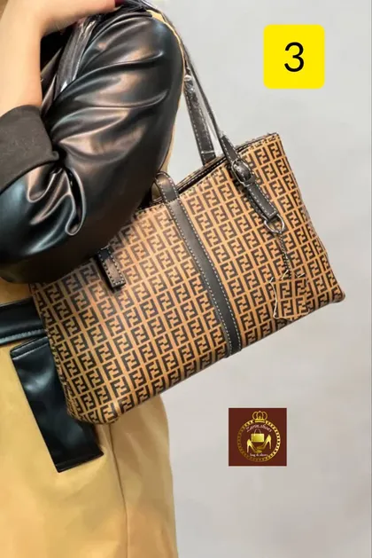 کیف زنانه دوشی و دستی مارک