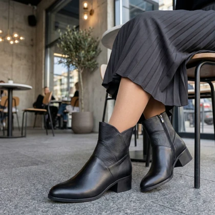 نیم بوت چرم زنانه مدل ژاکلین