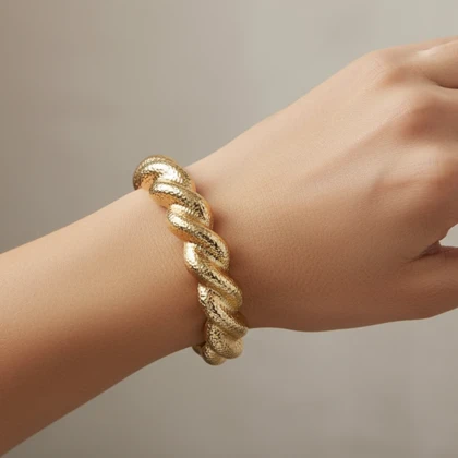 دستبند زنانه طرح طلا