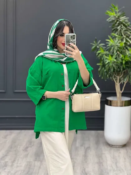 مانتو دو جیب بغل سه دکمه