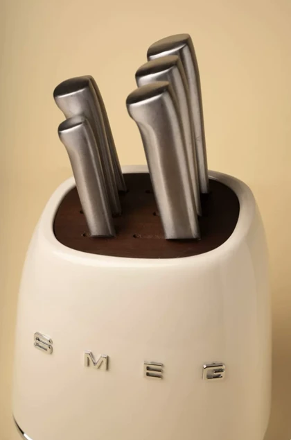 جاکاردی به همراه چاقو SMEG