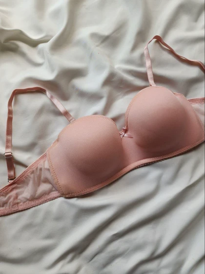 سوتین دکلته ابرنازک فنردار NBB کد: 3413