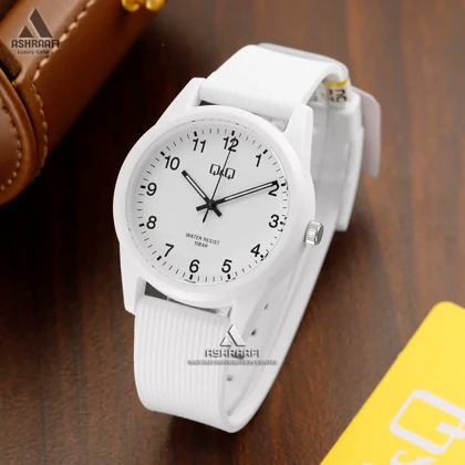 ساعت سفید کیو اند کیو Q&Q VS12J006Y