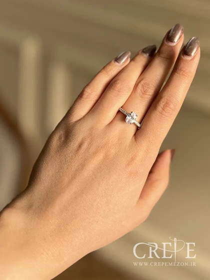 انگشتر تک نگین