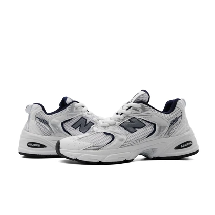 کفش کتانی زنانه نیوبالانس مدل 0530