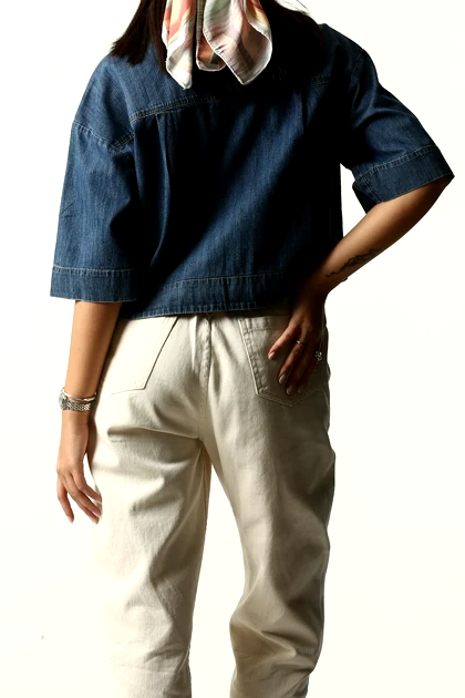 شومیز آستین کوتاه کراپ زنانه