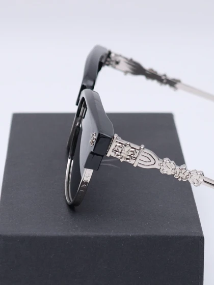 عینک برند CHROME HEARTS کد 181487