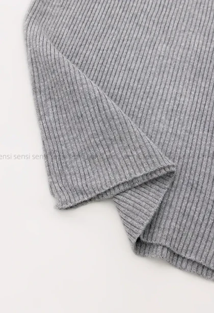 تاپ یقه اسکی بافت وارداتی کد1004597