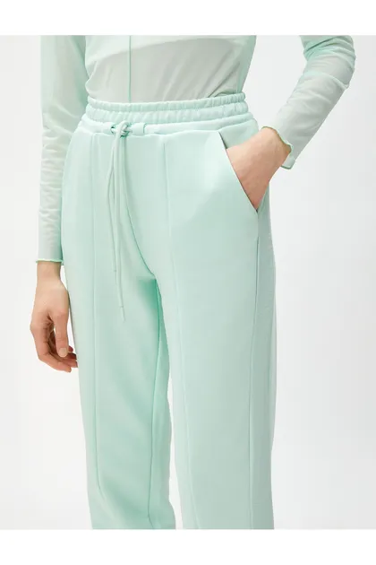 جیب آجدار شلوار ورزشی Jogger 3SAK30043EK