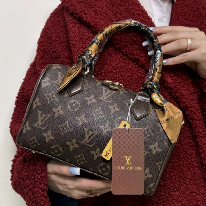 کیف دوشی زنانه طرح لویی ویتون کد 2050